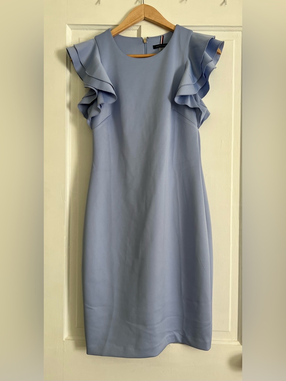 NWT Tommy Hilfiger Size 8 Periwinkle Sheath Dress Flutter Sleeves
